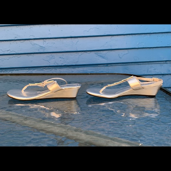 Thong wedge sandals in Silver 8 1/2 - Picture 2 of 4
